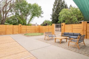 The back view and patio of Arbor Post Acute